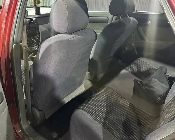 Червоний Шевроле Лачетті, об'ємом двигуна 1.8 л та пробігом 342 тис. км за 2400 $, фото 8 на Automoto.ua