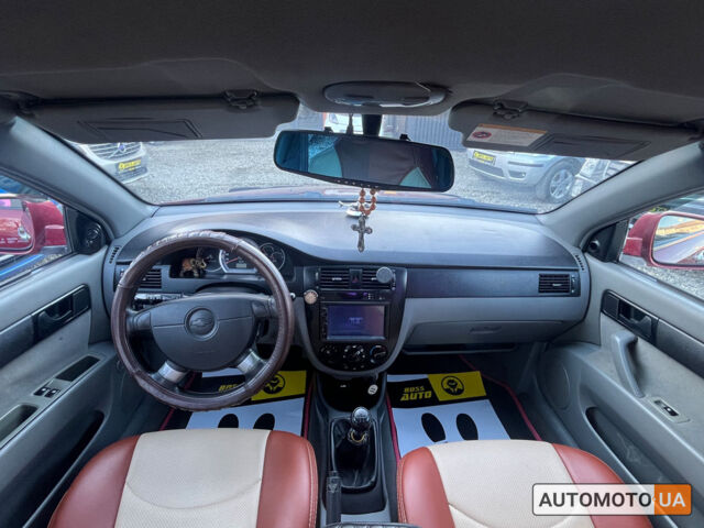 Красный Шевроле Лачетти, объемом двигателя 1.6 л и пробегом 256 тыс. км за 4300 $, фото 17 на Automoto.ua