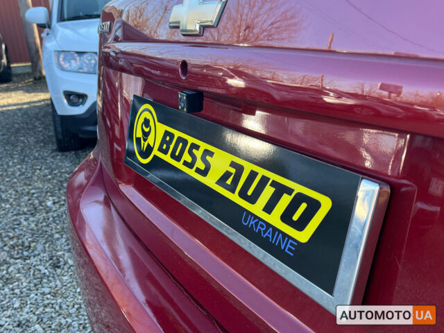 Красный Шевроле Лачетти, объемом двигателя 1.6 л и пробегом 256 тыс. км за 4300 $, фото 18 на Automoto.ua