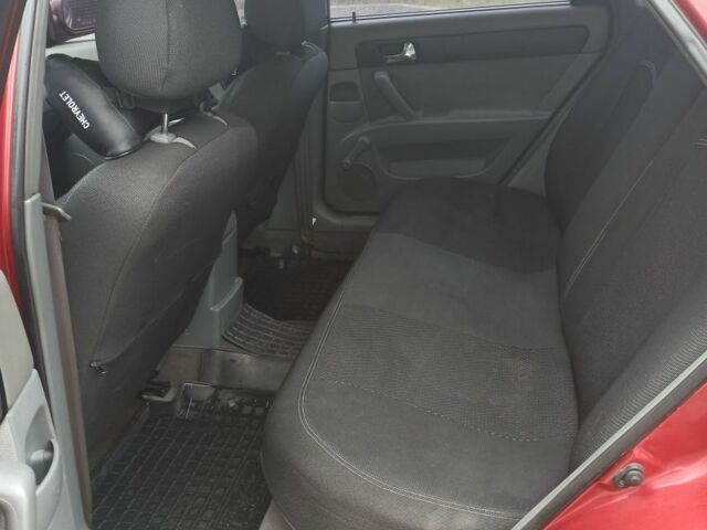 Червоний Шевроле Лачетті, об'ємом двигуна 1.8 л та пробігом 237 тис. км за 3700 $, фото 5 на Automoto.ua