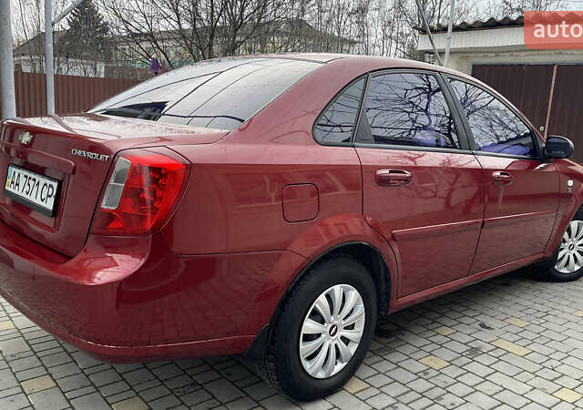 Красный Шевроле Лачетти, объемом двигателя 1.6 л и пробегом 200 тыс. км за 3650 $, фото 2 на Automoto.ua