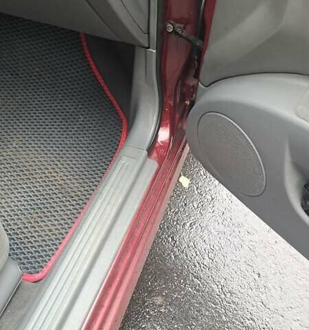 Красный Шевроле Лачетти, объемом двигателя 1.6 л и пробегом 275 тыс. км за 4500 $, фото 13 на Automoto.ua