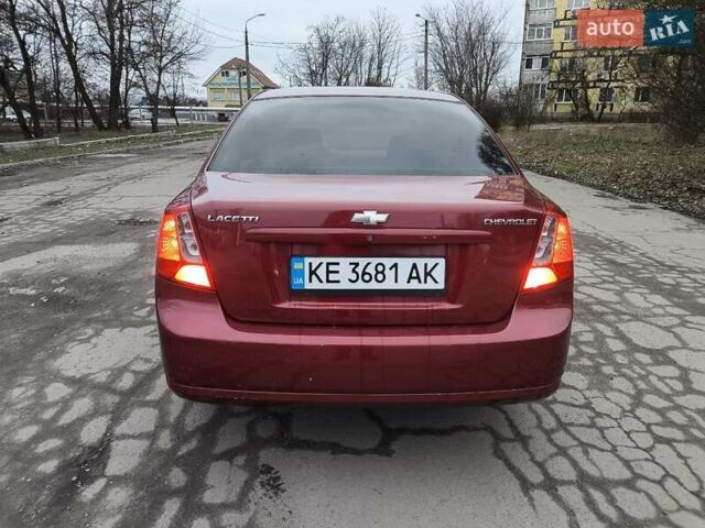 Красный Шевроле Лачетти, объемом двигателя 1.8 л и пробегом 139 тыс. км за 5300 $, фото 3 на Automoto.ua