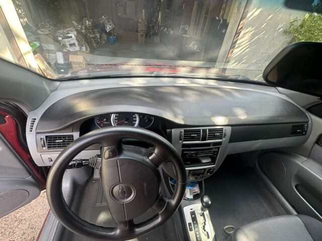 Червоний Шевроле Лачетті, об'ємом двигуна 1.8 л та пробігом 2 тис. км за 4500 $, фото 5 на Automoto.ua