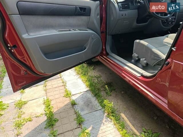 Красный Шевроле Лачетти, объемом двигателя 1.6 л и пробегом 119 тыс. км за 5900 $, фото 6 на Automoto.ua
