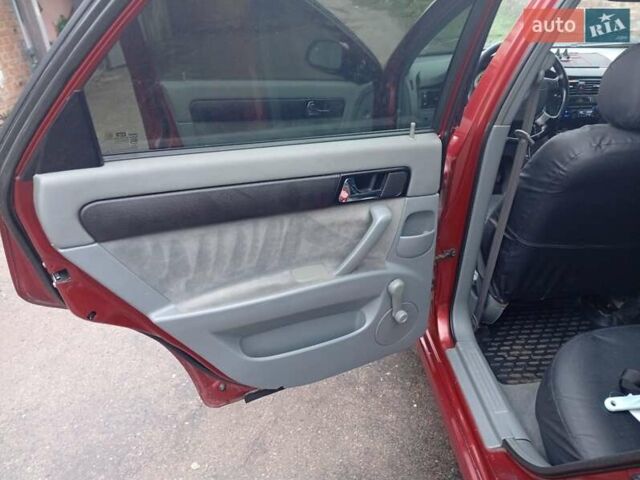 Красный Шевроле Лачетти, объемом двигателя 1.8 л и пробегом 290 тыс. км за 4100 $, фото 18 на Automoto.ua