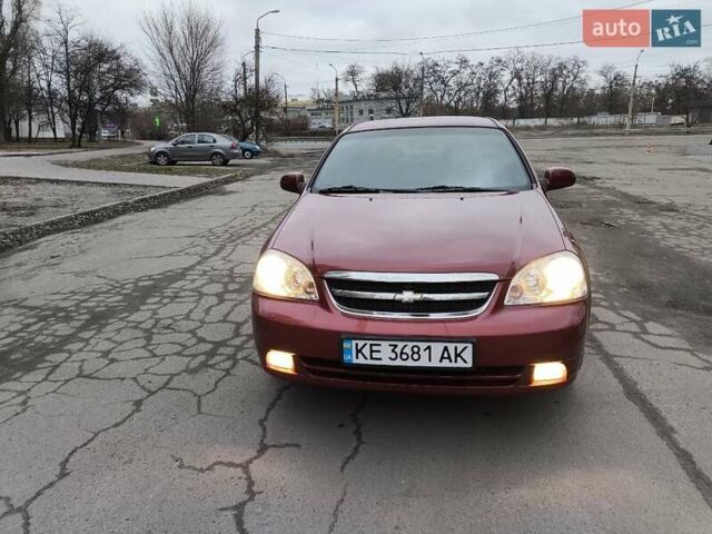 Красный Шевроле Лачетти, объемом двигателя 1.8 л и пробегом 139 тыс. км за 5300 $, фото 5 на Automoto.ua