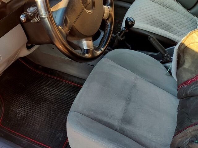 Червоний Шевроле Лачетті, об'ємом двигуна 1.8 л та пробігом 189 тис. км за 3800 $, фото 8 на Automoto.ua