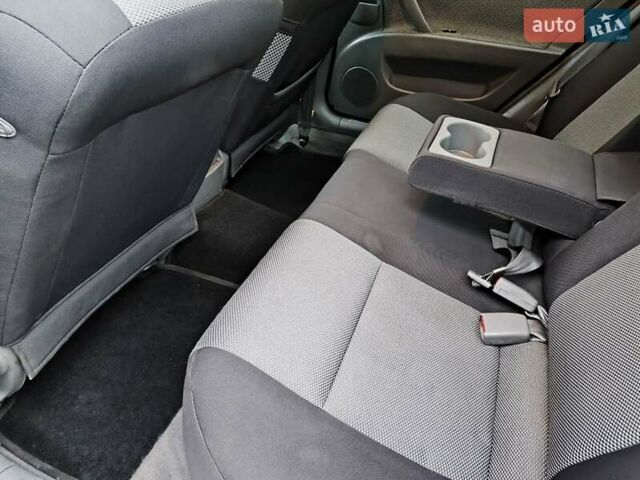 Красный Шевроле Лачетти, объемом двигателя 1.8 л и пробегом 139 тыс. км за 5300 $, фото 10 на Automoto.ua