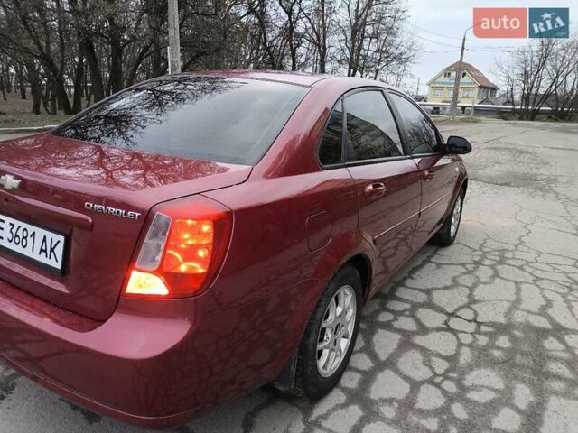 Красный Шевроле Лачетти, объемом двигателя 1.8 л и пробегом 139 тыс. км за 5300 $, фото 6 на Automoto.ua