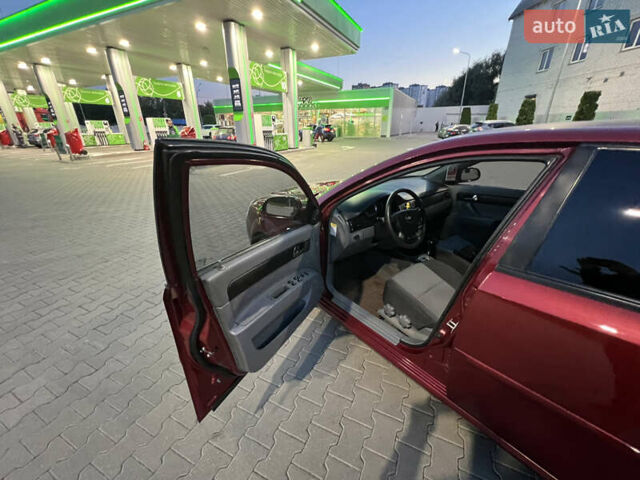 Червоний Шевроле Лачетті, об'ємом двигуна 1.8 л та пробігом 190 тис. км за 3750 $, фото 8 на Automoto.ua