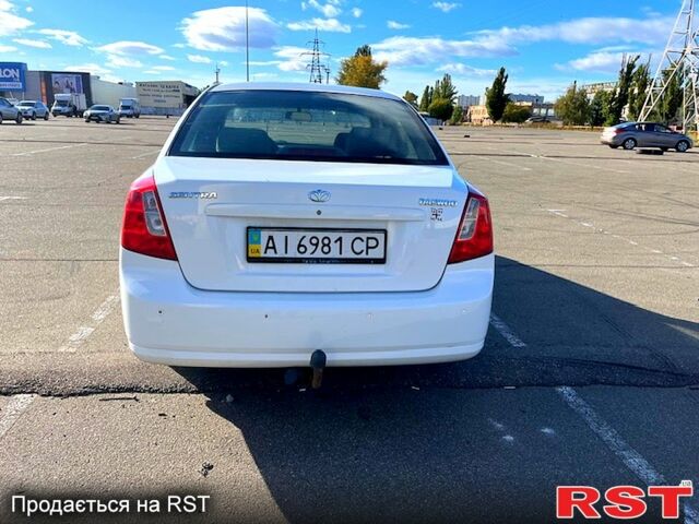 Червоний Шевроле Лачетті, об'ємом двигуна 1.8 л та пробігом 202 тис. км за 3899 $, фото 5 на Automoto.ua