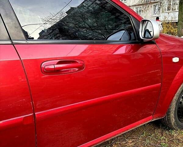 Красный Шевроле Лачетти, объемом двигателя 1.6 л и пробегом 153 тыс. км за 3500 $, фото 6 на Automoto.ua