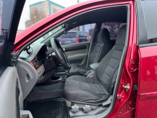 Красный Шевроле Лачетти, объемом двигателя 0 л и пробегом 158 тыс. км за 5690 $, фото 8 на Automoto.ua