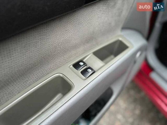 Красный Шевроле Лачетти, объемом двигателя 1.8 л и пробегом 158 тыс. км за 5690 $, фото 14 на Automoto.ua