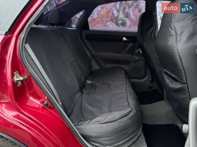 Красный Шевроле Лачетти, объемом двигателя 1.8 л и пробегом 158 тыс. км за 5690 $, фото 10 на Automoto.ua