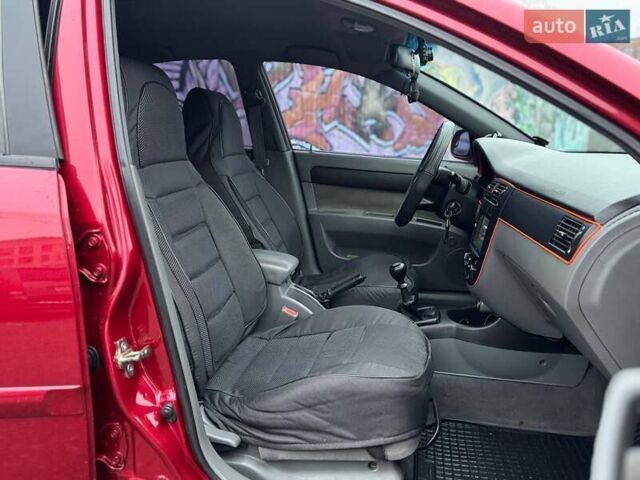Красный Шевроле Лачетти, объемом двигателя 1.8 л и пробегом 158 тыс. км за 5690 $, фото 11 на Automoto.ua