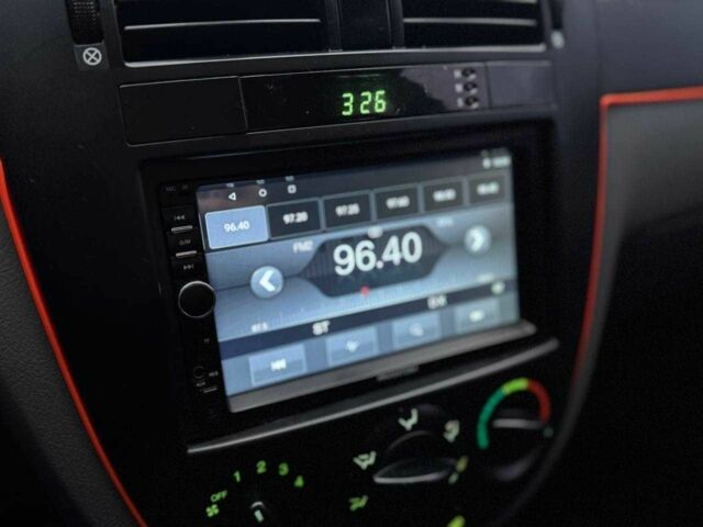 Красный Шевроле Лачетти, объемом двигателя 0 л и пробегом 158 тыс. км за 5690 $, фото 20 на Automoto.ua