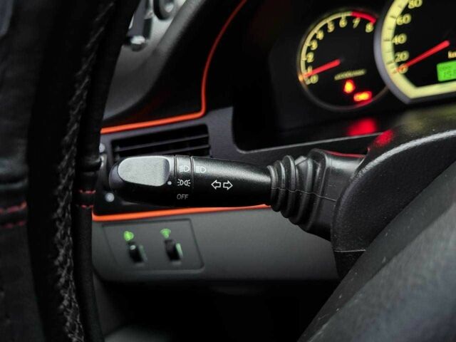 Красный Шевроле Лачетти, объемом двигателя 0 л и пробегом 158 тыс. км за 5690 $, фото 17 на Automoto.ua