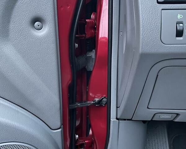 Червоний Шевроле Лачетті, об'ємом двигуна 1.6 л та пробігом 43 тис. км за 7250 $, фото 84 на Automoto.ua