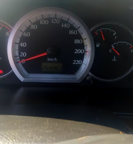 Красный Шевроле Лачетти, объемом двигателя 1.8 л и пробегом 271 тыс. км за 4250 $, фото 4 на Automoto.ua