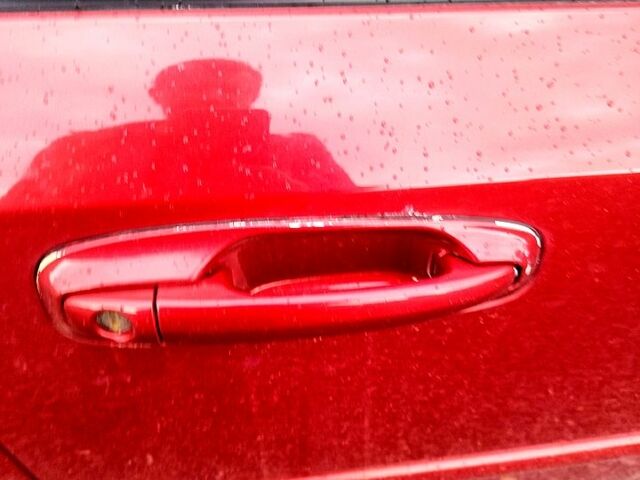 Красный Шевроле Лачетти, объемом двигателя 1.6 л и пробегом 220 тыс. км за 4200 $, фото 6 на Automoto.ua