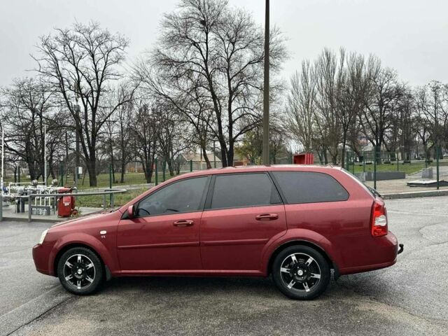 Красный Шевроле Лачетти, объемом двигателя 1.8 л и пробегом 251 тыс. км за 3999 $, фото 8 на Automoto.ua