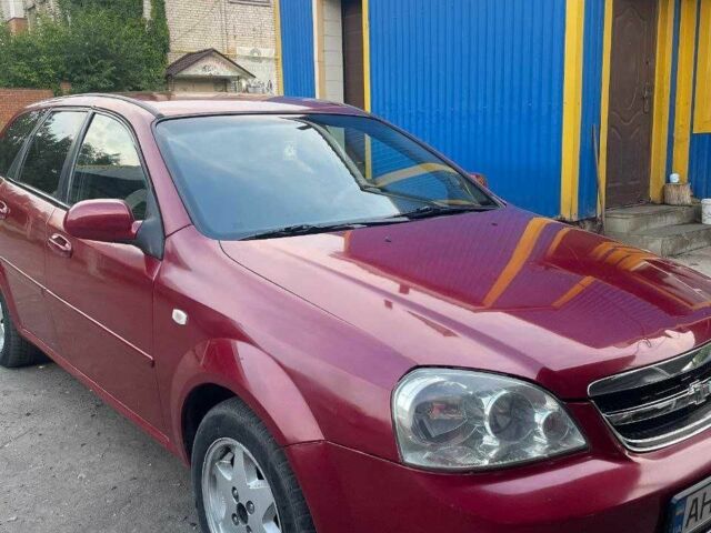 Красный Шевроле Лачетти, объемом двигателя 2.5 л и пробегом 270 тыс. км за 2450 $, фото 4 на Automoto.ua