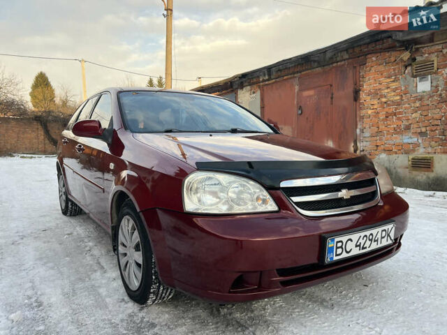 Красный Шевроле Лачетти, объемом двигателя 1.8 л и пробегом 219 тыс. км за 2699 $, фото 9 на Automoto.ua