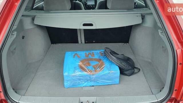 Красный Шевроле Лачетти, объемом двигателя 1.8 л и пробегом 235 тыс. км за 3900 $, фото 18 на Automoto.ua