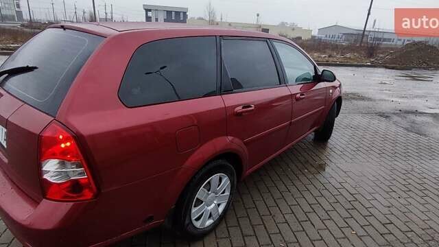 Красный Шевроле Лачетти, объемом двигателя 1.8 л и пробегом 235 тыс. км за 3900 $, фото 7 на Automoto.ua