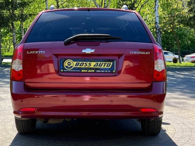 Красный Шевроле Лачетти, объемом двигателя 1.8 л и пробегом 107 тыс. км за 5400 $, фото 5 на Automoto.ua