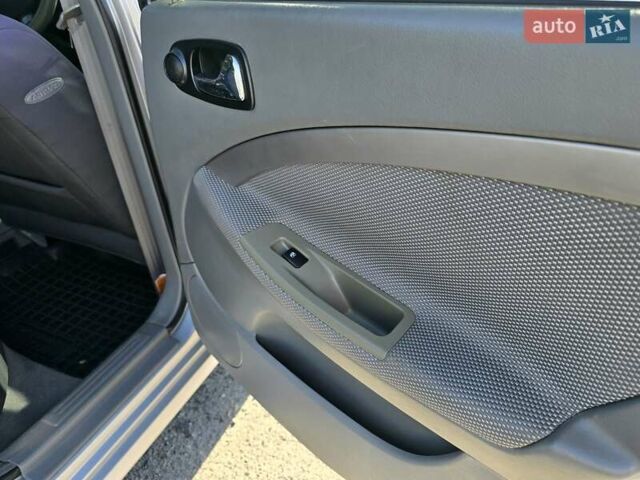 Шевроле Лачетти, объемом двигателя 1.8 л и пробегом 205 тыс. км за 4599 $, фото 44 на Automoto.ua