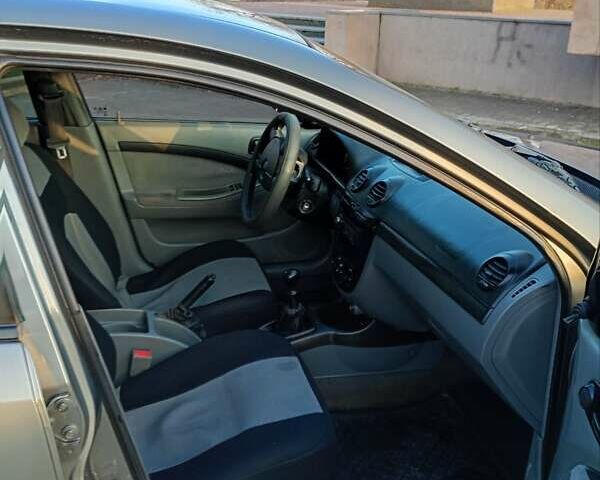 Шевроле Лачетти, объемом двигателя 1.6 л и пробегом 220 тыс. км за 3500 $, фото 8 на Automoto.ua