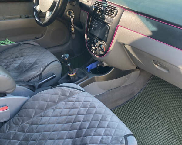 Шевроле Лачетти, объемом двигателя 1.6 л и пробегом 282 тыс. км за 3800 $, фото 6 на Automoto.ua