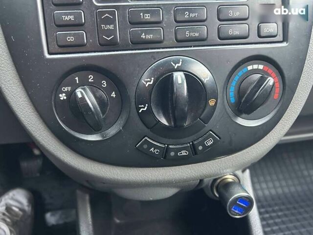 Шевроле Лачетті, об'ємом двигуна 1.6 л та пробігом 144 тис. км за 4790 $, фото 16 на Automoto.ua