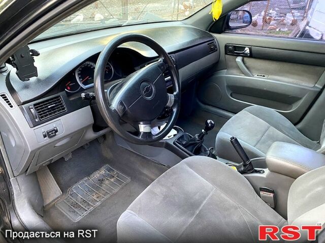 Шевроле Лачетти, объемом двигателя 1.8 л и пробегом 276 тыс. км за 3250 $, фото 6 на Automoto.ua