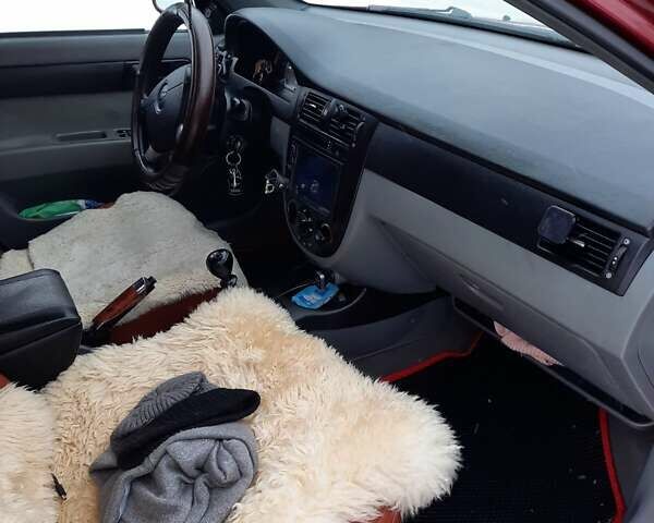 Шевроле Лачетти, объемом двигателя 1.6 л и пробегом 220 тыс. км за 5100 $, фото 13 на Automoto.ua