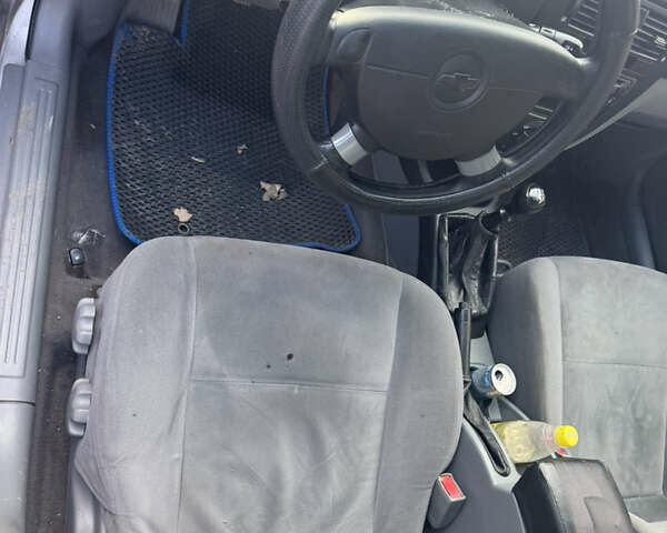 Шевроле Лачетти, объемом двигателя 1.8 л и пробегом 200 тыс. км за 2250 $, фото 7 на Automoto.ua