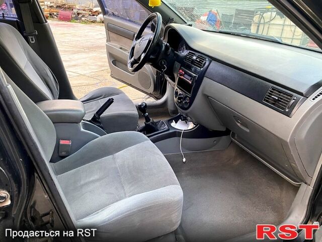 Шевроле Лачетти, объемом двигателя 1.8 л и пробегом 276 тыс. км за 3250 $, фото 7 на Automoto.ua