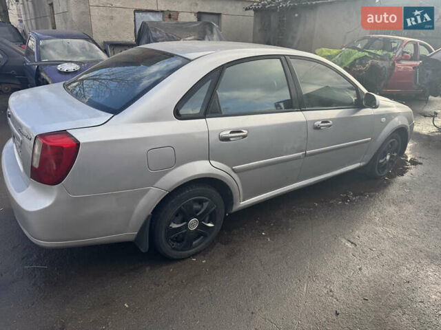 Шевроле Лачетти, объемом двигателя 1.8 л и пробегом 200 тыс. км за 2250 $, фото 4 на Automoto.ua