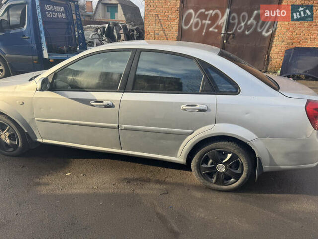 Шевроле Лачетти, объемом двигателя 1.8 л и пробегом 200 тыс. км за 2250 $, фото 3 на Automoto.ua