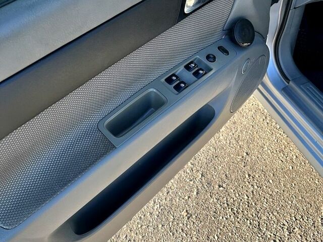 Шевроле Лачетти, объемом двигателя 1.8 л и пробегом 240 тыс. км за 3700 $, фото 6 на Automoto.ua