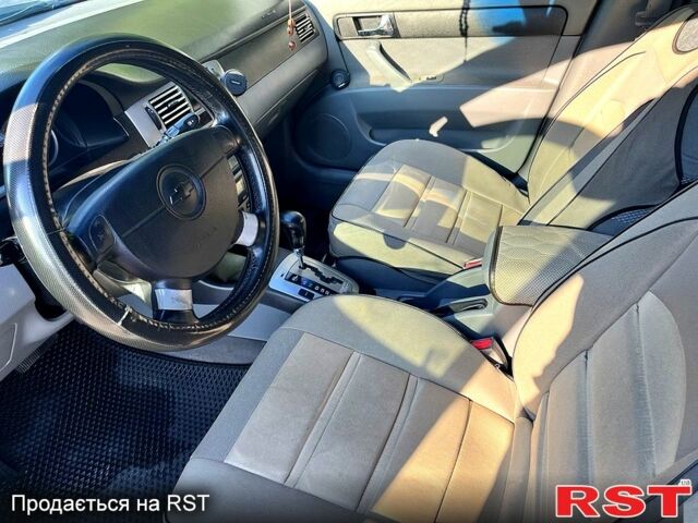 Шевроле Лачетти, объемом двигателя 1.8 л и пробегом 240 тыс. км за 3700 $, фото 4 на Automoto.ua