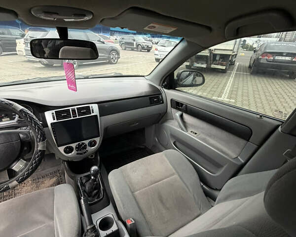 Шевроле Лачетті, об'ємом двигуна 1.6 л та пробігом 199 тис. км за 3200 $, фото 12 на Automoto.ua