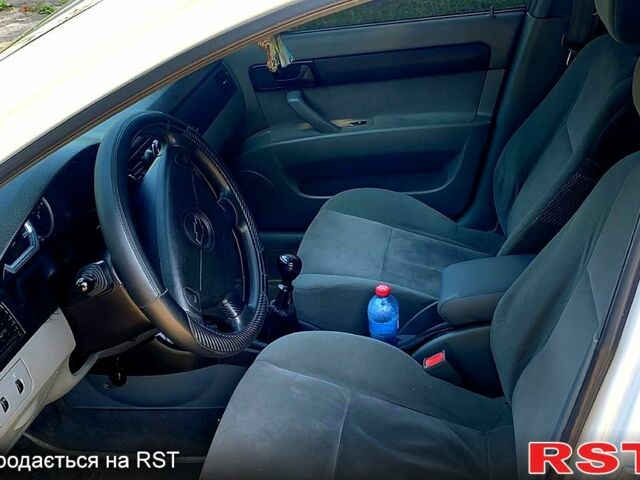 Шевроле Лачетти, объемом двигателя 1.6 л и пробегом 230 тыс. км за 3800 $, фото 3 на Automoto.ua