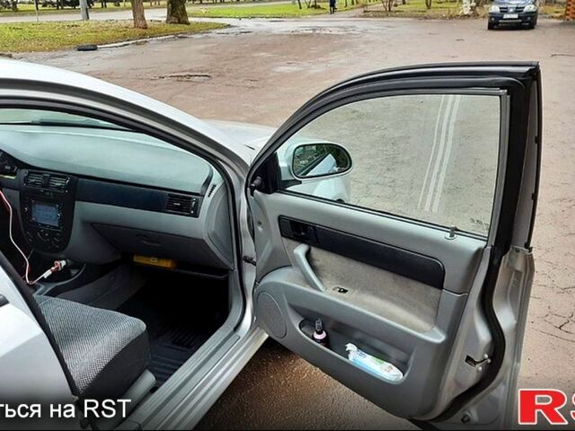 Шевроле Лачетти, объемом двигателя 1.6 л и пробегом 215 тыс. км за 4300 $, фото 3 на Automoto.ua