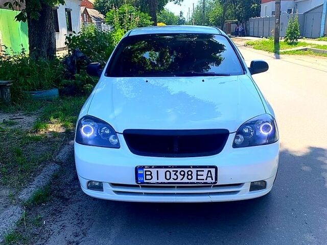 Шевроле Лачетти, объемом двигателя 1.6 л и пробегом 230 тыс. км за 3800 $, фото 1 на Automoto.ua