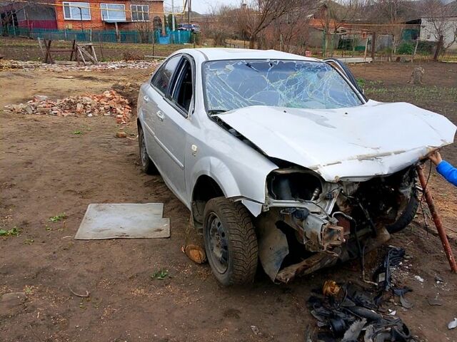 Шевроле Лачетти, объемом двигателя 16 л и пробегом 170 тыс. км за 700 $, фото 2 на Automoto.ua