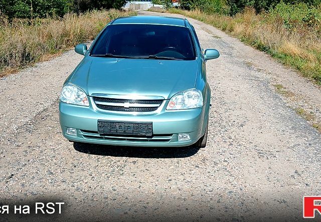 Шевроле Лачетті, об'ємом двигуна 1.8 л та пробігом 200 тис. км за 4900 $, фото 4 на Automoto.ua